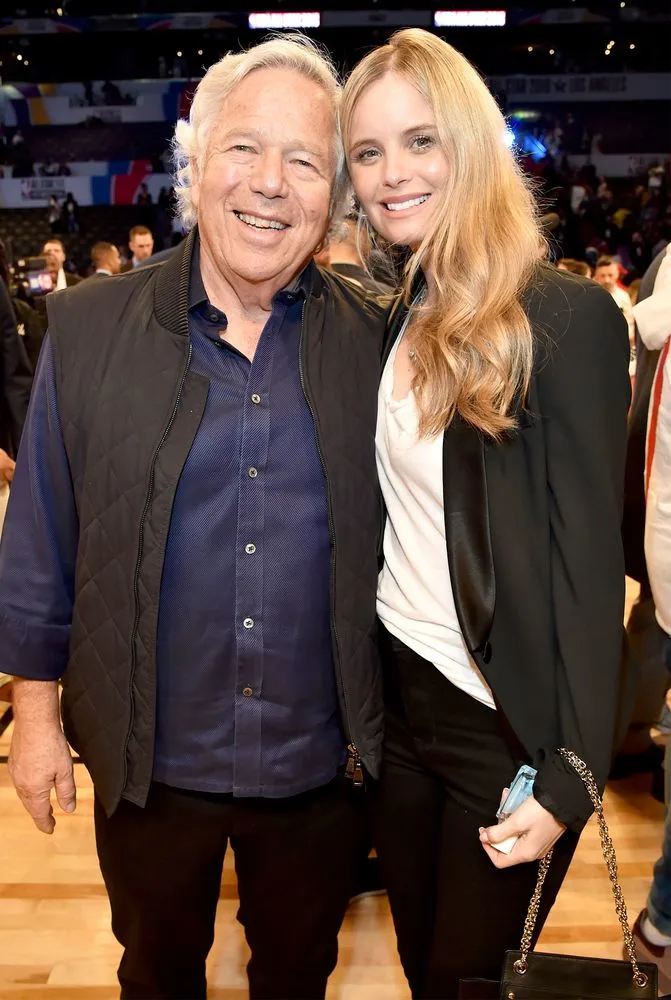 Ricki Noel Lander net worth