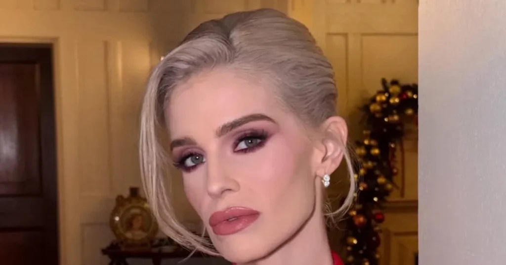 Kelly Osbourne pictures