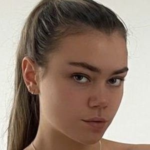 Flossie Clegg net worth