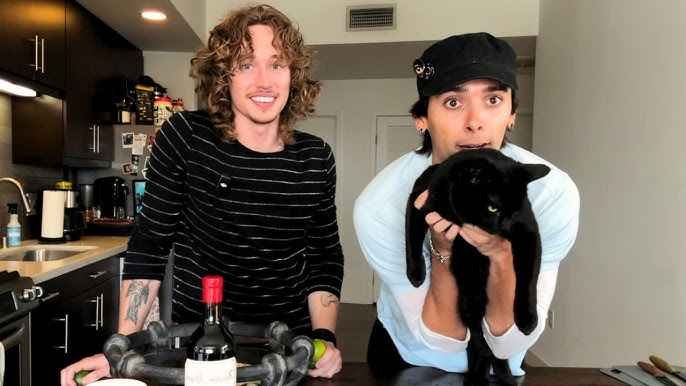 Jordan Huxhold pictures