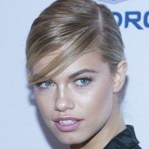 Samantha Hoopes pictures