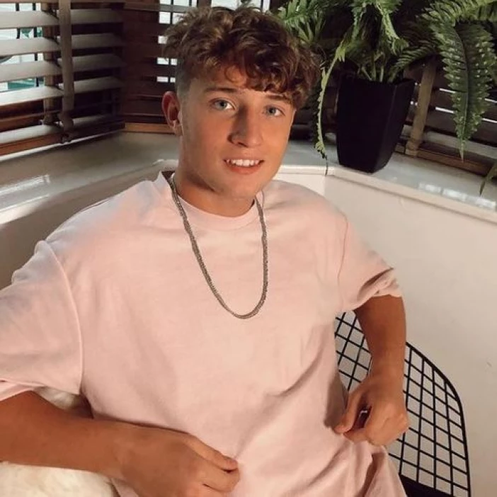 Jed Barker pictures